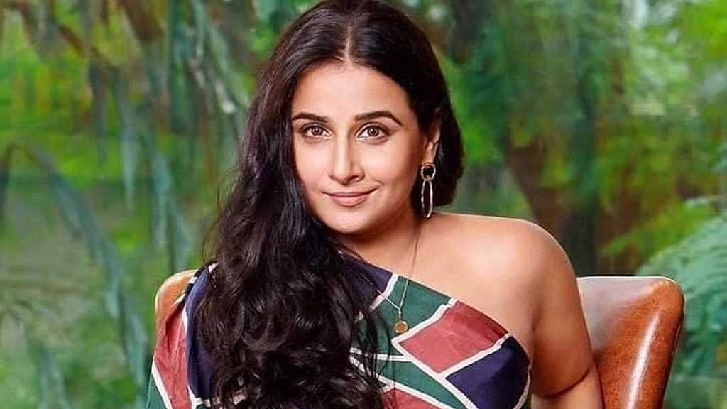 ভারতীয়রা ধর্মীয় পরিচয়ের দিকে ‘ঝুঁকছে বেশি’: বিদ্যা