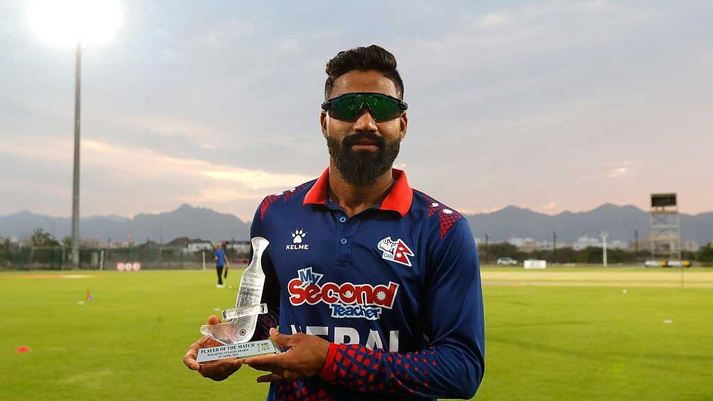 ওভারে ছয় ছক্কায় রেকর্ড বইয়ে নেপালের ব্যাটসম্যান