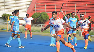 আবাহনীর অজেয় যাত্রা থামাল মেরিনার্স