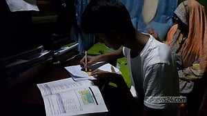 ‘কারেন্ট কখন আইব আর কখন যাইব কোনো ঠিক-ঠিকানা নাই’