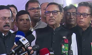 স্বাধীনতাবিরোধী সব অপশক্তি প্রতিহত করার ডাক কাদেরের