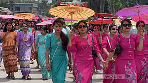 শোভাযাত্রা-জলকেলিতে বর্ণিল মারমাদের সাংগ্রাই