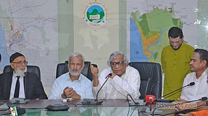 আন্দোলনের মুখে পিছু হটল সিডিএ