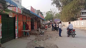 থানচিতে রাস্তাঘাট ফাঁকা, বন্ধ দোকানপাট