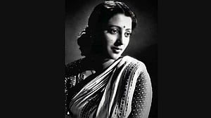 সাদা চুলের সুচিত্রা কেমন ছিলেন দেখতে?