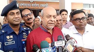 রেলের টিকেট কালোবাজারি এখন আর নেই: রেলমন্ত্রী