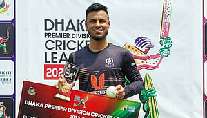 বিধ্বংসী বোলিংয়ে আবু হায়দারের ৭ উইকেট, প্রতিপক্ষ শেষ ৪০ রানেই