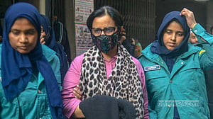 গৃহকর্মীর মৃত্যু: সাংবাদিক আশফাকের স্ত্রীর জামিন