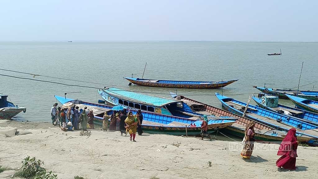 মানিকগঞ্জে পদ্মায় মিলল মাদ্রাসাছাত্রের লাশ