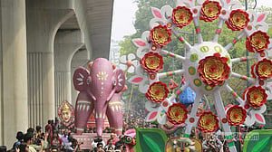 আঁধার ঘোচানোর প্রত্যয় মঙ্গল শোভাযাত্রায়