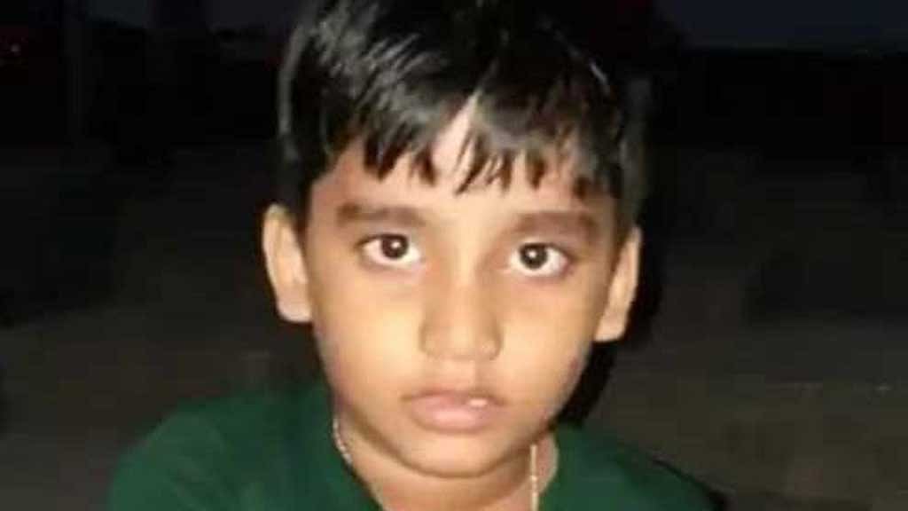 সকালে নিখোঁজ স্কুলছাত্রের লাশ বিকালে মিলল খালে