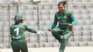 তৃষ্ণার হ্যাটট্রিকের দিনে বাংলাদেশের বড় হার