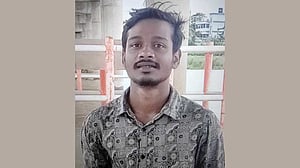 সাভারে বাকবিতণ্ডার জেরে ছুরিকাঘাতে যুবককে হত্যা