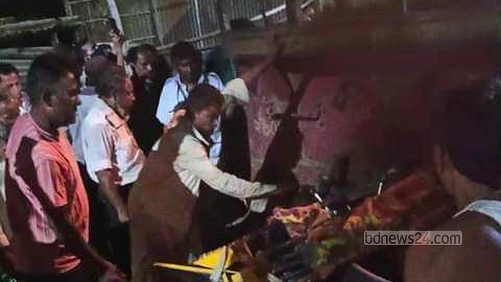 ময়মনসিংহে ট্রেনে কাটা পড়ে চাচা-ভাতিজির মৃত্যু