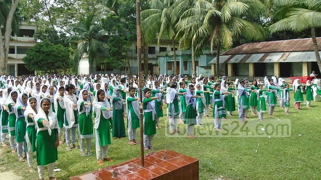 তাপদাহ: প্রাথমিক বিদ্যালয়ে অ্যাসেম্বলি বন্ধের নির্দেশ
