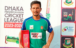 জিসানের ৮ ছক্কার ঝড় ছাপিয়ে ফজলে মাহমুদের ম্যাচ জেতানো সেঞ্চুরি