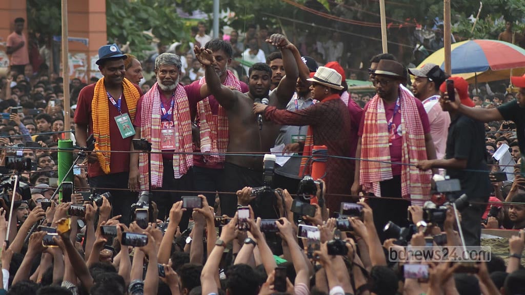 জব্বারের বলী খেলায় প্রথমবারেই বাজিমাত ‘বাঘা শরীফের’