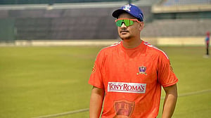 ৮ ছক্কার তাণ্ডবে তৌফিকের ৬৬ বলে ১১৪
