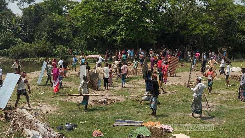 হবিগঞ্জে গরুকে ঘাস খাওয়ানো নিয়ে সংঘর্ষ, আহত ৩৫
