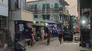 দুই দিনে ৩ ব্যাংকে ডাকাতি: পাহাড়ে ফের ‘বম পার্টি’ আতঙ্ক