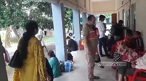 আগরতলায় সার্ভারে ত্রুটি, আখাউড়া স্থলবন্দর দিয়ে যাত্রী পারাপার বন্ধ