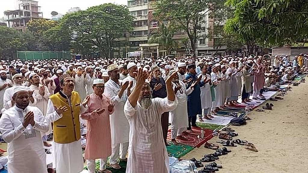 দেশের উপর দিয়ে ‘গজব’ বয়ে যাচ্ছে: ফিরোজ রশিদ