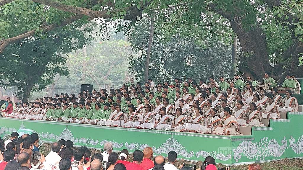 নতুন বছরে সম্প্রীতির সাধনায় নিমগ্ন থাকার প্রতিজ্ঞা