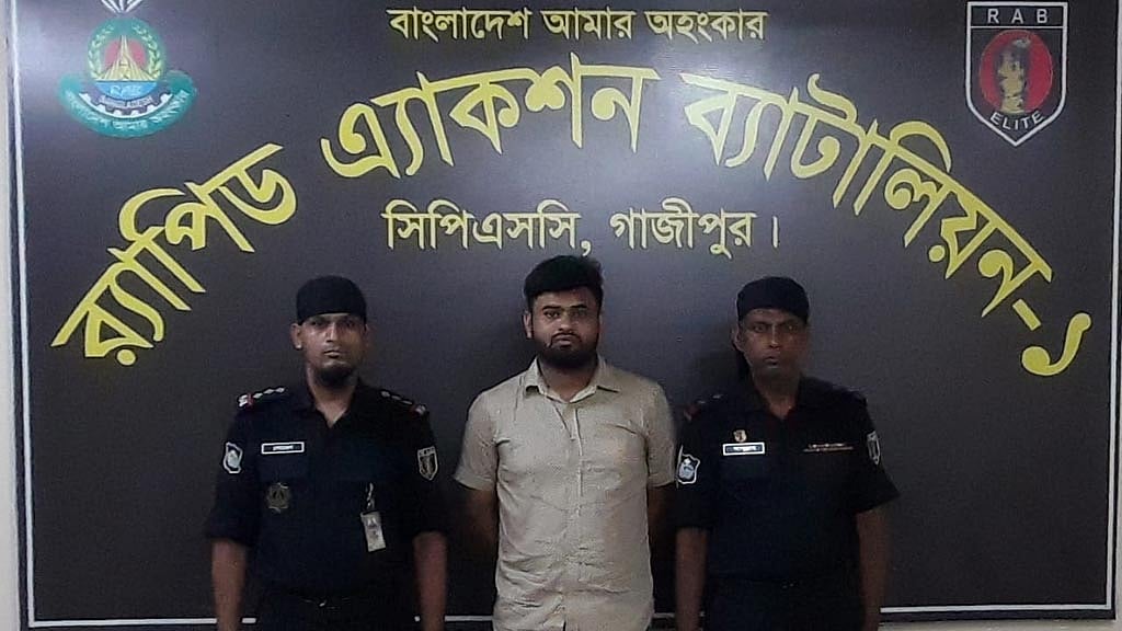 বরিশালে দলবেঁধে ধর্ষণ ও আত্মহত্যায় প্ররোচনার মামলায় গ্রেপ্তার ১