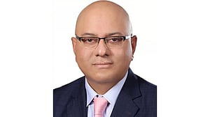পদ্মা ব্যাংকের এমডি তারেক রিয়াজের পদত্যাগ