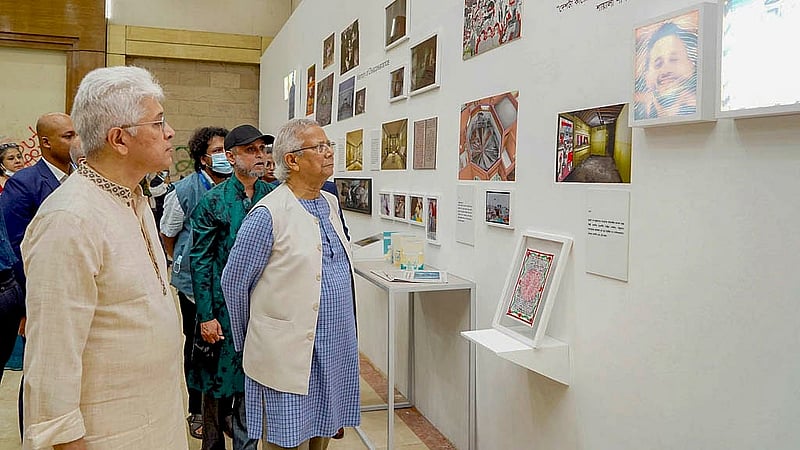 জুলাই গণঅভ্যুত্থান দিবসে মঙ্গলবার গণভবনে নির্মাণাধীন ‘জুলাই গণঅভ্যুত্থান স্মৃতি জাদুঘর’ ঘুরে দেখেন প্রধান উপদেষ্টা মুহাম্মদ ইউনূস