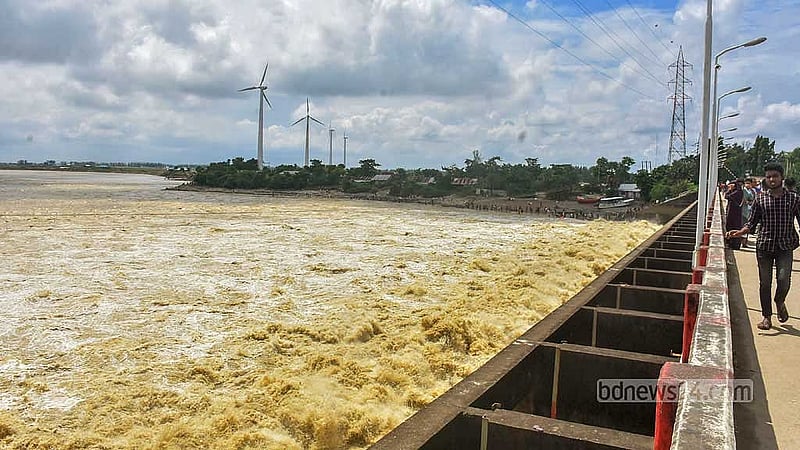 আকস্মিক ঢলে বন্যার বিপর্যয়ের সাত দিন পর মঙ্গলবার ফেনীর সোনাগাজীর মুহুরি প্রজেক্টের চিত্র