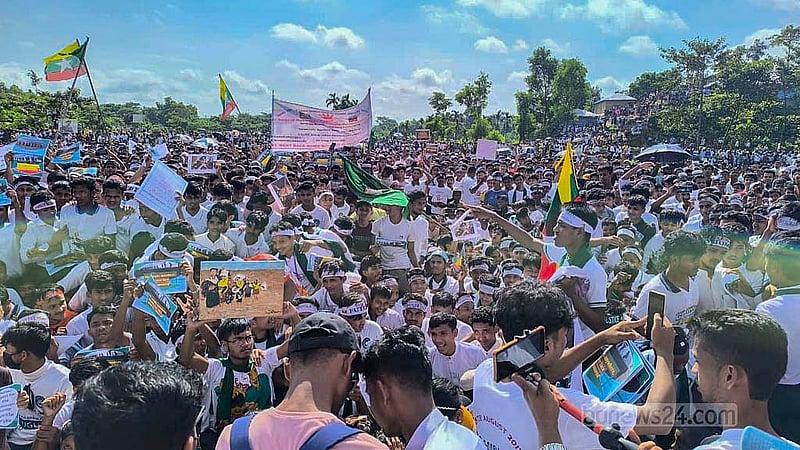 ভিটেমাটি ছাড়ার আট বছর পূর্তি উপলক্ষে সোমবার কক্সবাজারের আশ্রয়শিবিরগুলোতে পথসভা, মিছিল ও সমাবেশসহ নানা কর্মসূচি আয়োজন করা হয়