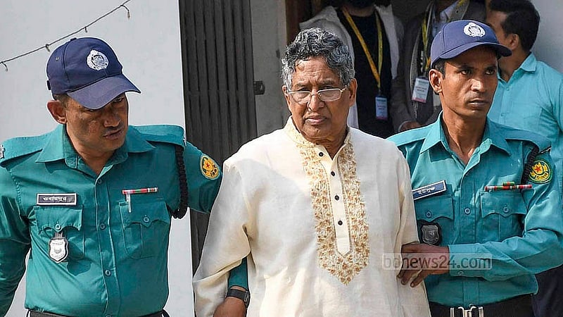 শুনানি শেষে আন্তর্জাতিক অপরাধ ট্রাইব্যুনাল থেকে মঙ্গলবার কারাগারে নিয়ে যাওয়া হচ্ছে সাবেকমন্ত্রী আব্দুর রাজ্জাককে।