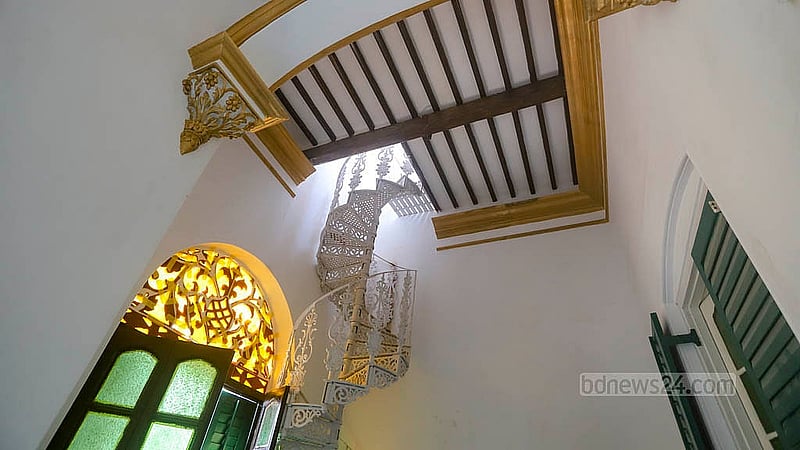 পুরান ঢাকার ঋষিকেশ দাস রোডের পুরাকীর্তি বাড়ি রোজ গার্ডেনের সংস্কার কাজ চলছে দ্রুতগতিতে। সংস্কার শেষে সেখানে যাবে ডিএসসিরি ঢাকা নগর জাদুঘর