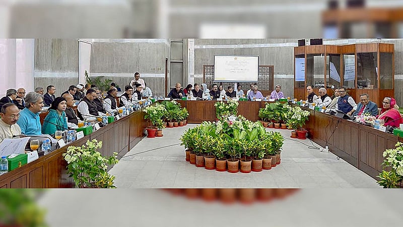 জাতীয় সংসদ ভবনে বৃহস্পতিবার মন্ত্রিসভার বিশেষ বৈঠকে সভাপতিত্ব করেন প্রধানমন্ত্রী শেখ হাসিনা
