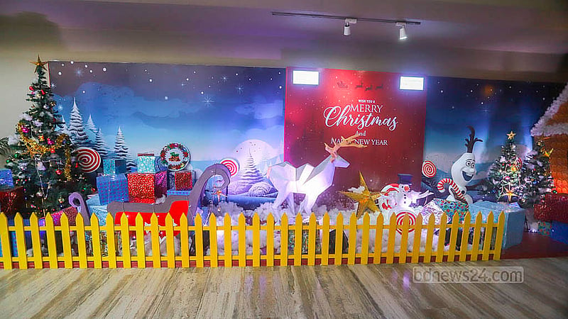বড়দিন উদযাপন ও ইংরেজি নববর্ষ বরণ উপলক্ষ্যে ঢাকার সোনারগাঁও হোটেলে প্রতিবছরের মতো এবারও থাকছে বর্ণিল আয়োজন