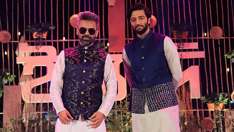 ইত্যাদির মঞ্চে প্রীতম হাসান ও হাবিব ওয়াহিদ। ছবি: ফাগুন অডিও ভিশনের সৌজন্যে।  