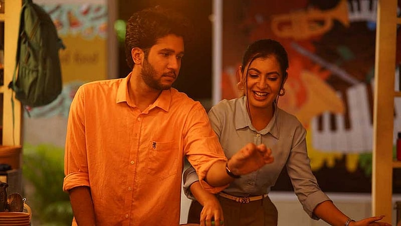 ওয়েব ফিল্ম ‘লিটল মিস ক্যাওসের’ দৃশ্য। ছবি: চরকির সৌজন্যে।  