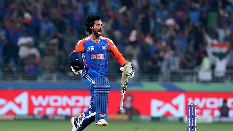 রান তাড়ায় দারুণ ইনিংস খেলে ভারতের জয়ের নায়ক তিলাক ভার্মা। ছবি: রয়টার্স