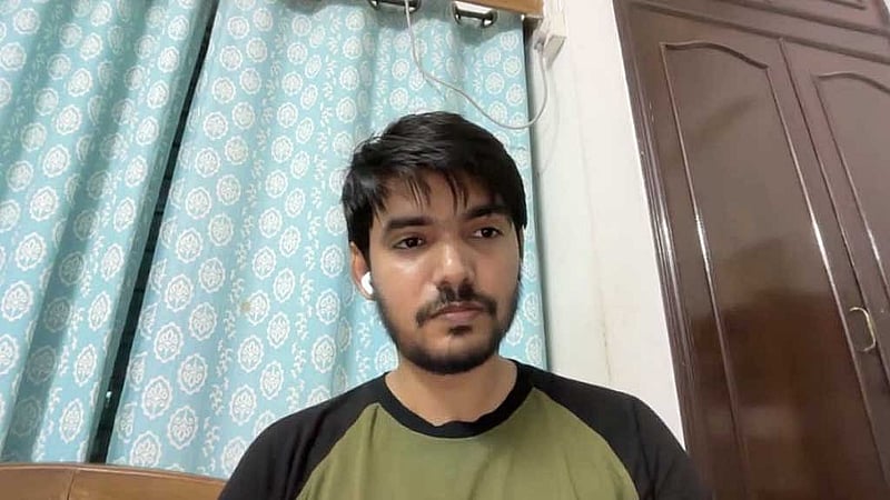 নিহত বৃষ্টির ছোট ভাই জাহিদ প্রান্ত। ছবি: এবিসি ৭
