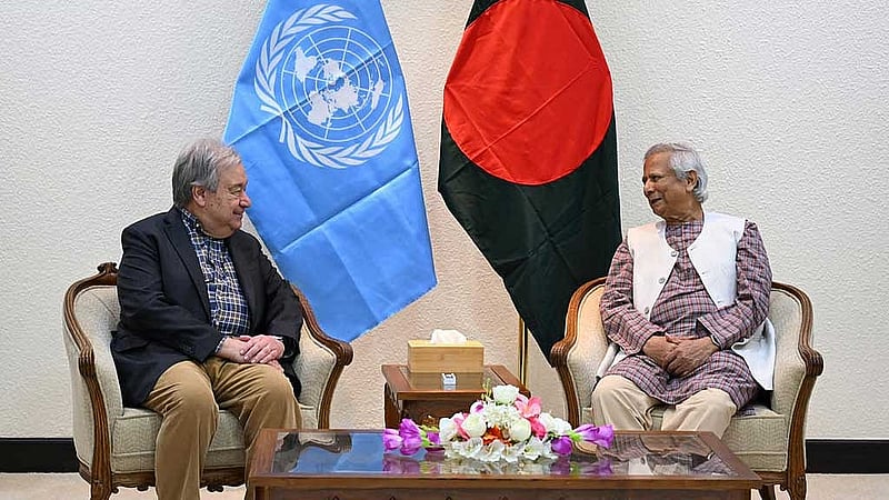 জাতিসংঘ মহাসচিব আন্তোনিও গুতেরেস মার্চে বাংলাদেশ সফর করেন। সে সময় কক্সবাজারের উখিয়ায় রোহিঙ্গা আশ্রয় শিবির পরিদর্শন করেন তিনি। প্রধান উপদেষ্টা মুহাম্মদ ইউনূসের সঙ্গে তার দপ্তরে সাক্ষাত করেন গুতেরেস। 