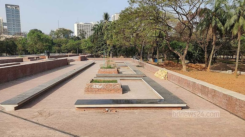 উদ্যানে থাকবে স্বাধীনতা চত্বর, বসার জোন, জিম, শিশু কর্নার, এলইডি টিভি, ওয়াইফাই জোন, স্ট্রিট লাইট ও ওয়াকওয়ে।