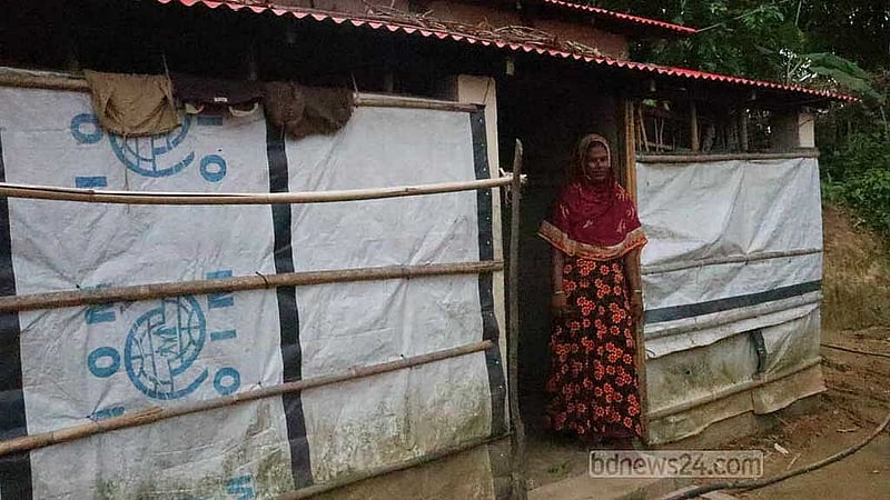 রাজমিস্ত্রী ইউনুসের স্ত্রী জাহেদা আক্তার উখিয়ায় আশ্রয়ণের বাড়ি পেয়েছেন। নতুন করে শুরু করেছেন জীবন, সাহস পেয়েছেন তিন মেয়ের পড়াশোনার চালিয়ে যাওয়ার। 