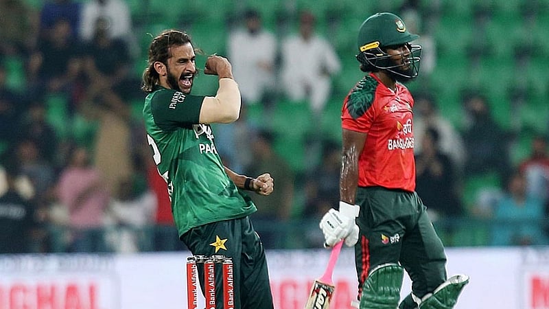 এক বছর পর ফিরে পাঁচ উইকেটের স্বাদ পেলেন হাসান আলি। ছবি: পিসিবি।