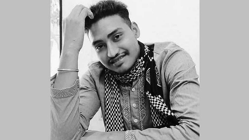রাকিব হোসেন স্বাধীন।