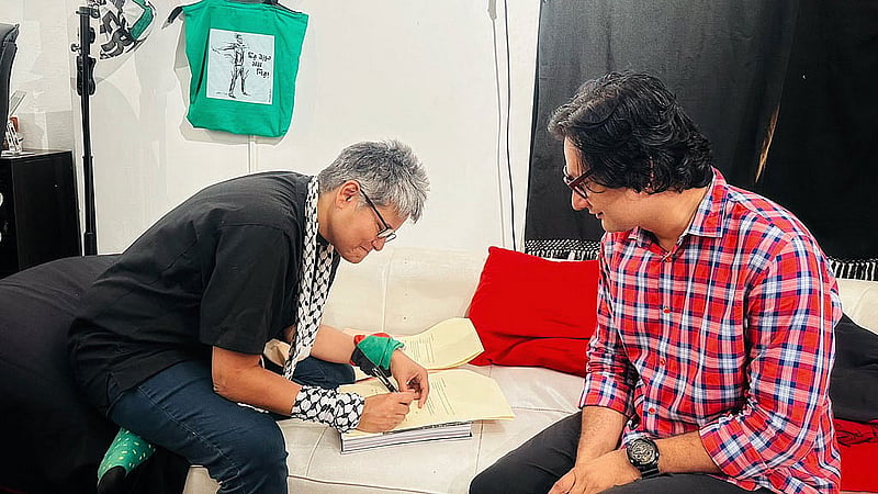 সংগীতশিল্পী ফারজানা ওয়াহিদ সায়ান ও জিল্লুর রহমান সোহাগ।  