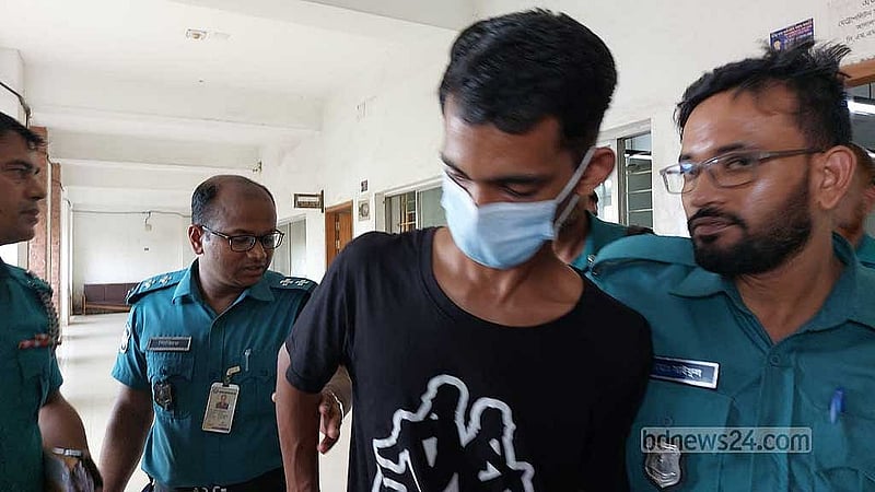 টিটন গাজী।