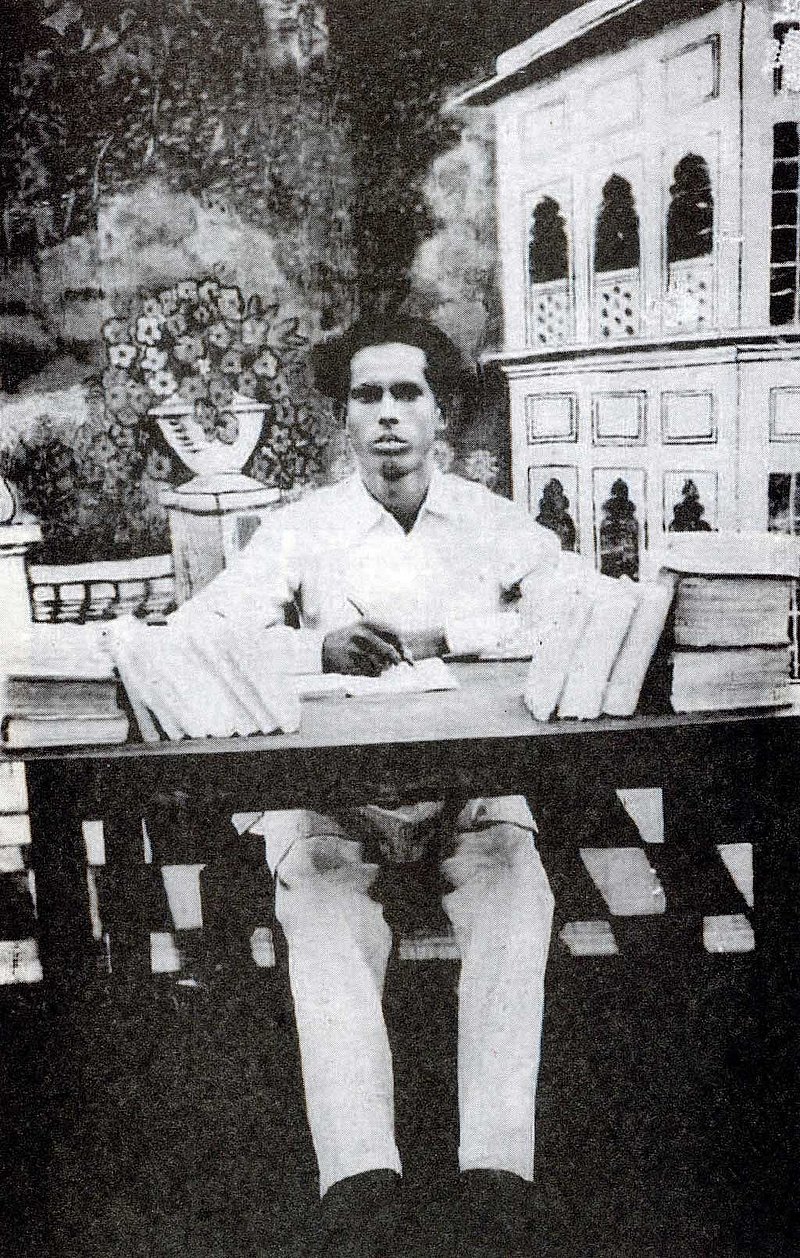 স্টুডিওতে তোলা রফিকের প্রতিকৃতি। ছবি: লেখকের সৌজন্যে