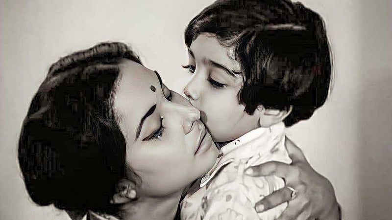 ‘ছোট্ট জিজ্ঞাসা’ সিনেমায় মাধবী মুখোপাধ্যায়ের সঙ্গে প্রসেনজিৎ