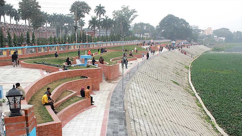 যশোরবাসীর দাবি ছিল ভৈরব নদের পুনঃখনন; করা হয়েছে পাড়ের উন্নয়ন।